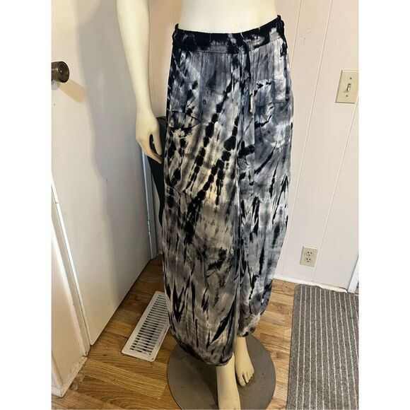 Vintage Lei Lotus Nepal Tie Dyed Asymmetrical Black & Gray Artsy Boho Skirt SM - Picture 3 of 8